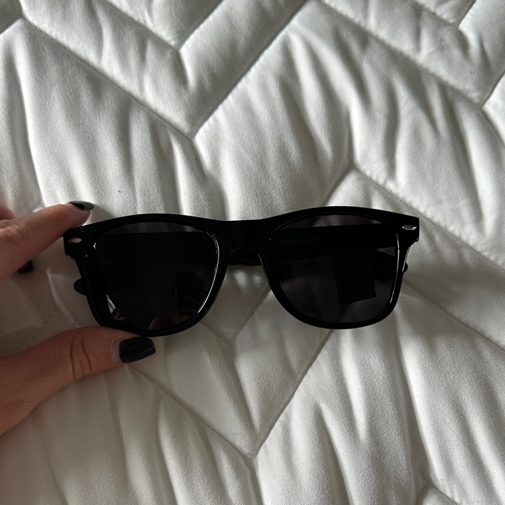 Stylish Black Sunglasses
